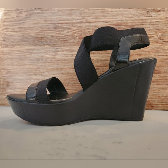 Black platform wedge sandals - Picture 2 of 5